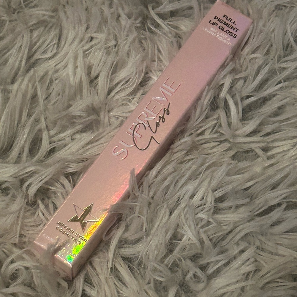Supreme Gloss by Jeffree Star - Lip Gloss in the color Frosting for dinner!!!